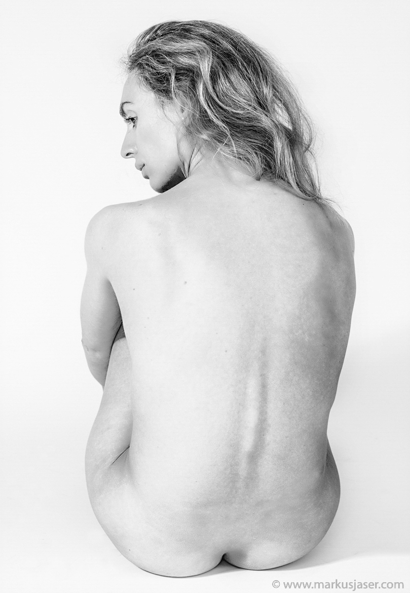 Ausdrucksstarke Aktfotografie im Studio